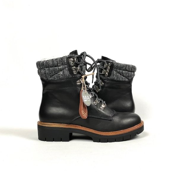 New Mia Regis Lace-Up Lug Sole Boot 7.5 & 8 - Picture 2 of 12